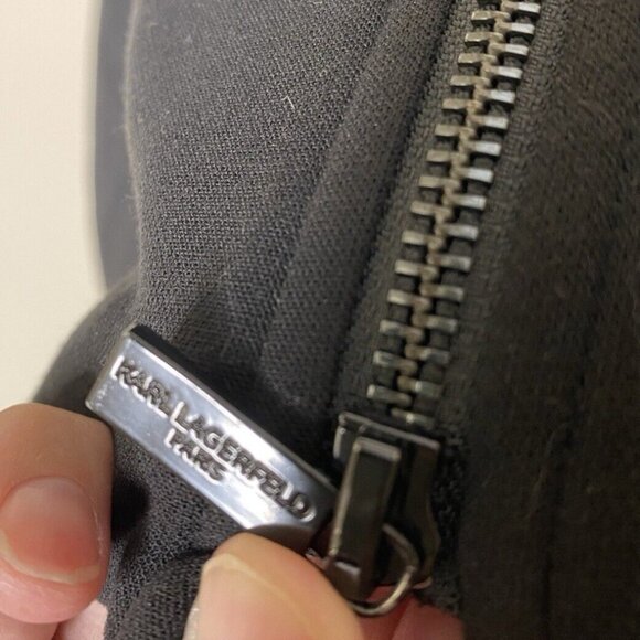 Karl Lagerfeld 4 Black Zip-Front Mini Skirt Exposed Zipper Chic Officecore - Picture 2 of 6